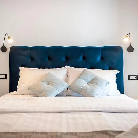 Mon Maison Sanja דירה רוביני