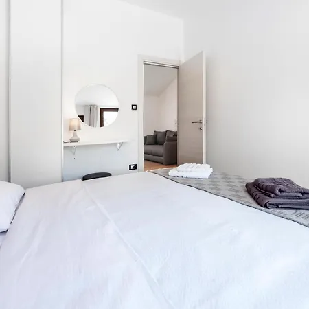 Mon Maison Sanja Apartament *