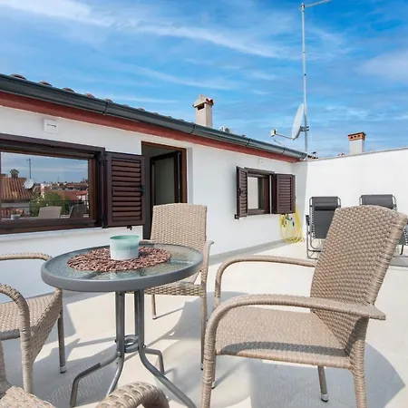 Sanja-new Renovated Apartment