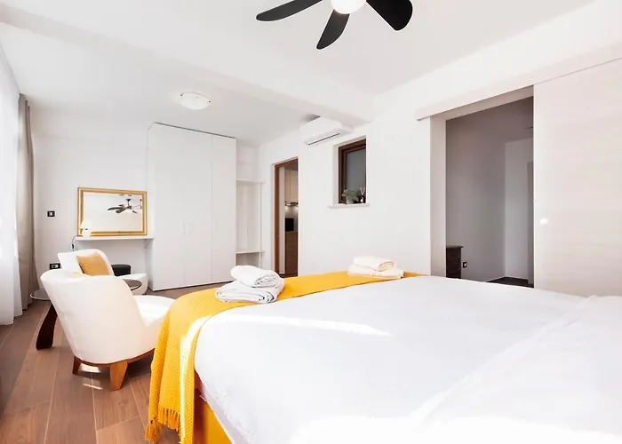 Mon Maison Sanja Апартаменты *