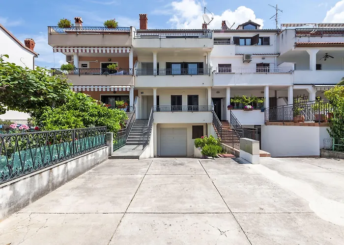 Mon Maison Sanja Апартаменты *